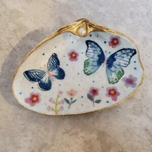 Shell Art Decoupage Butterflies & Flowers Hand Painted Gold Trim Trinket Dish